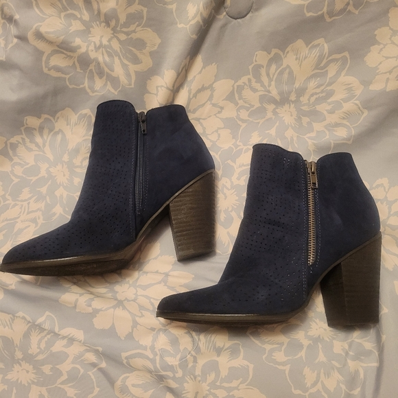 Blue Boots - Picture 2 of 6